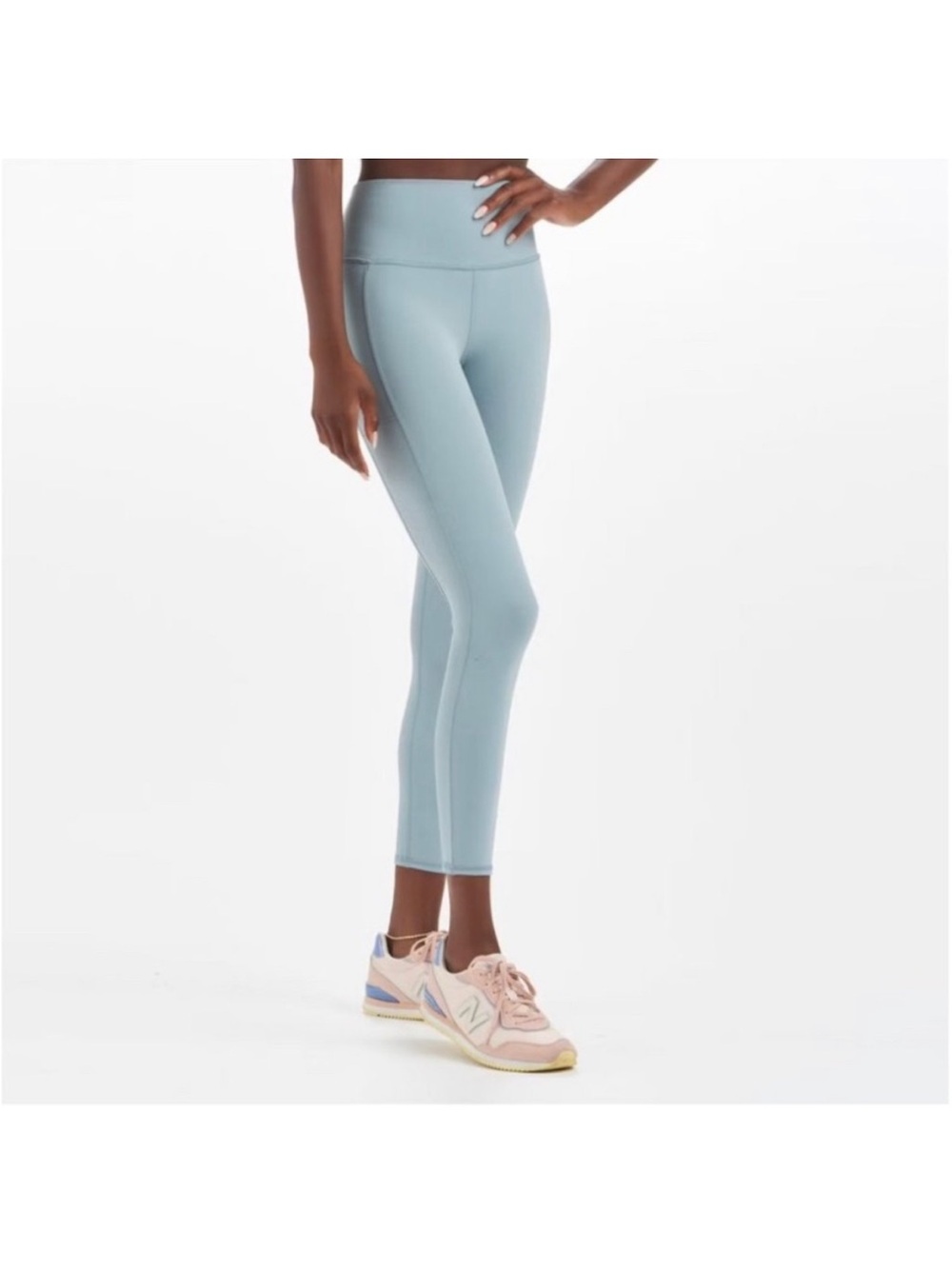 Vuori studio pocket leggings medium light green blue - Picture 2 of 10